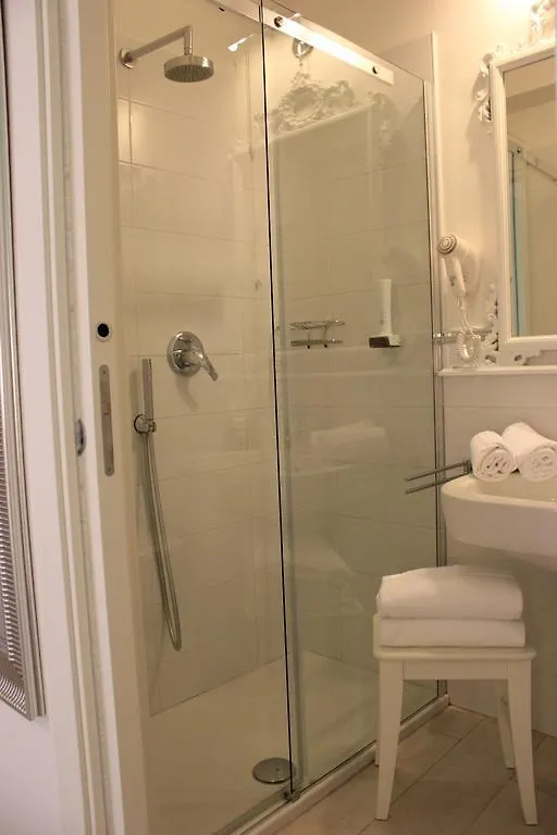 Punto 41 Hotel Peschiera del Garda Guest house